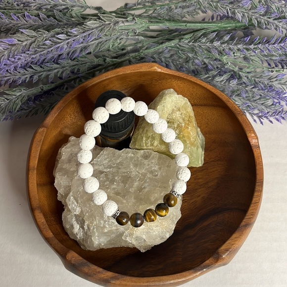 NEW Tigers Eye Essential Oil Diffuser Bracelet White Natural Lava stone - Picture 4 of 8